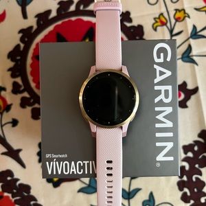 Garmin vivoactive 4s smartwatch